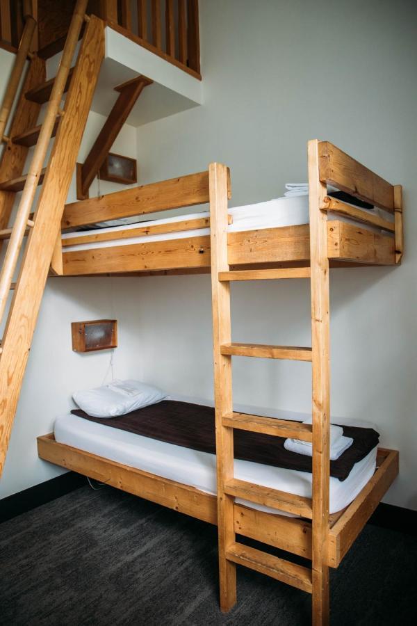 Hostel Hi Louise Alpine Centre - Lake Louise